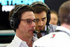TEST BAHRAIN, Toto Wolff (GER) Mercedes AMG F1 Shareholder e Executive Director with Jerome d'Ambrosio (BEL).
25.02.2023. Formula 1 Testing, Sakhir, Bahrain, Day Three.
 - www.xpbimages.com, EMail: requests@xpbimages.com © Copyright: Coates / XPB Images